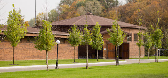 фото территории загородного клуба